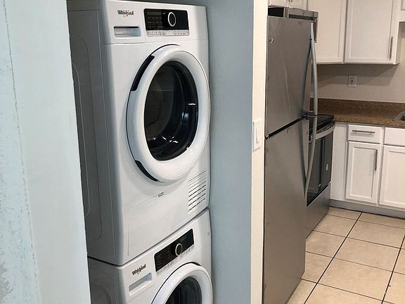 4th image of 4291 NW 19th Ct APT 2