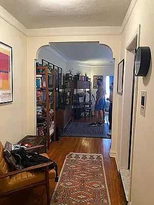 Rented by Geraldine Capasso, LREB | media 17