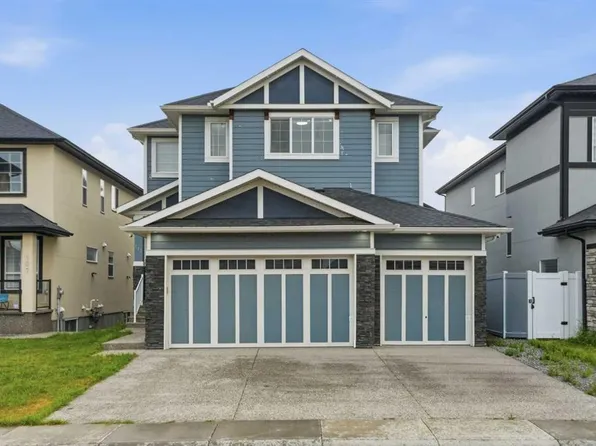 111 S Kinniburgh Pl, Chestermere, AB T1X 1Y2