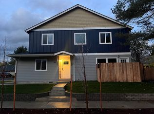 1005 SE Brooks St #4, McMinnville, OR 97128