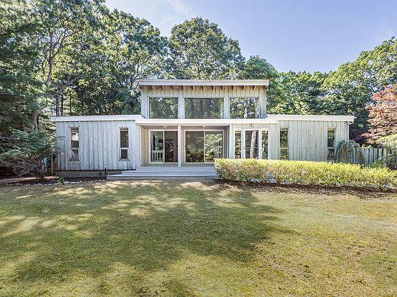 2nd image of 41 Scallop Ave
