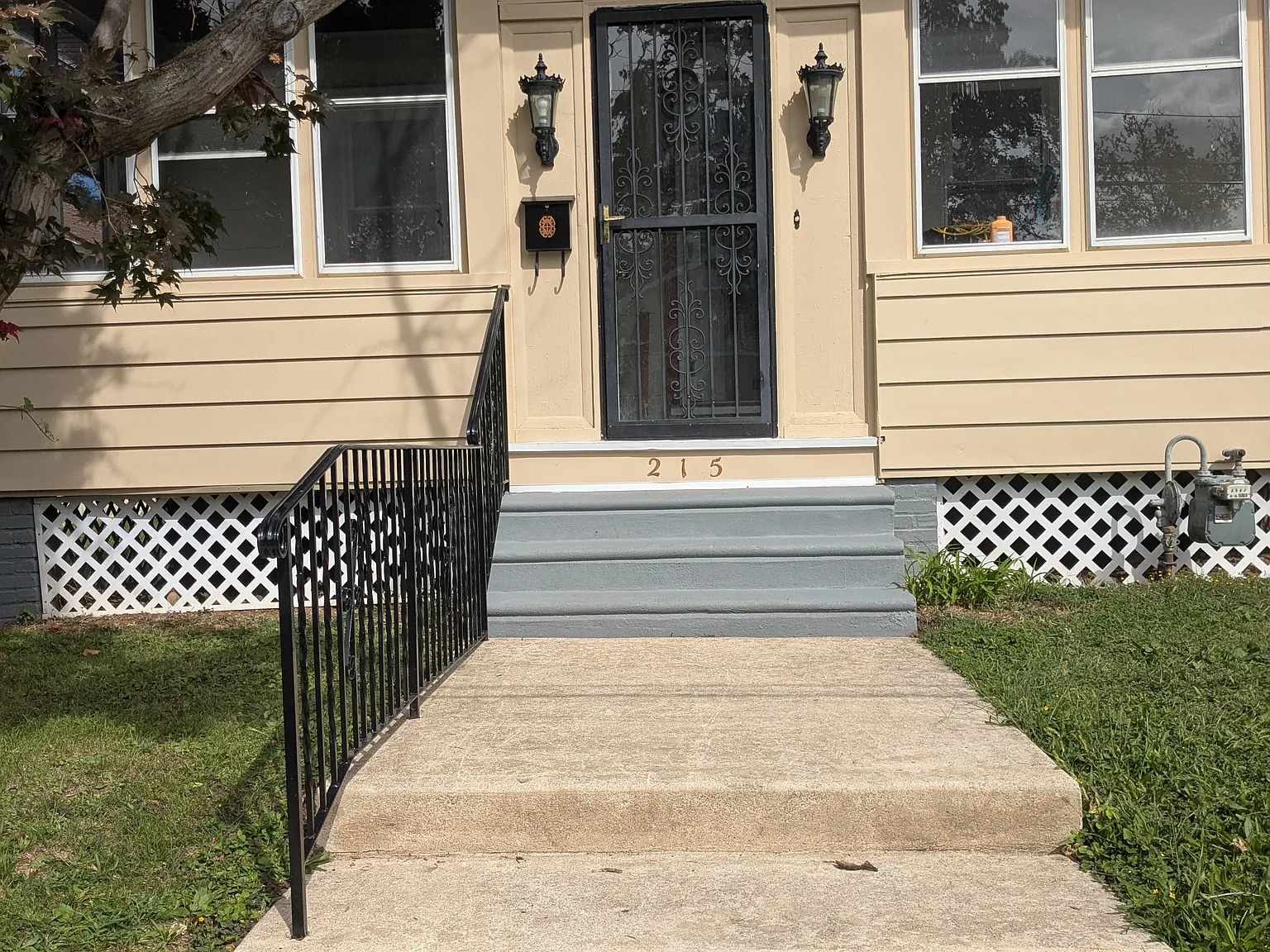 2 bed, 1200 sqft, $2,600 — Photo 1