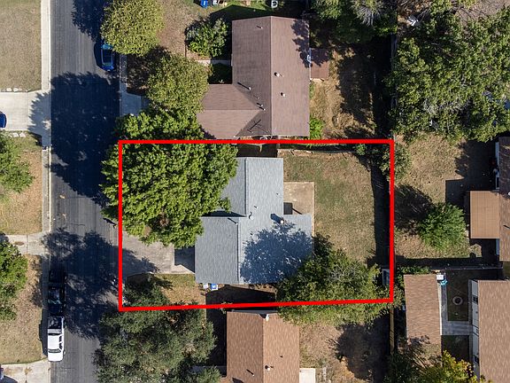 4th image of 9354 cliff way