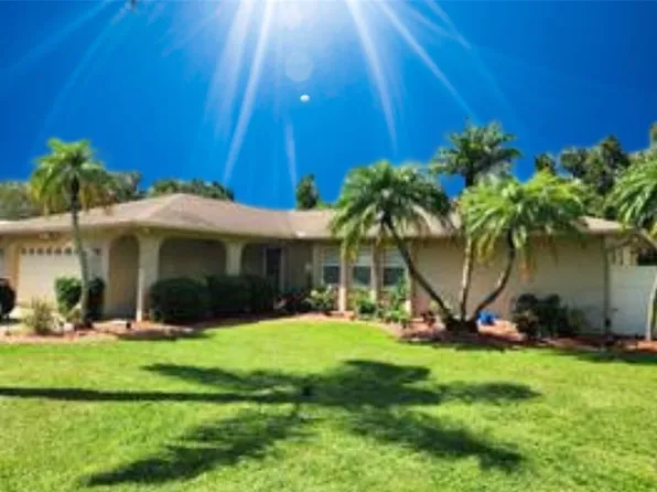 1389 Georgetowne Cir, Sarasota, FL 34232