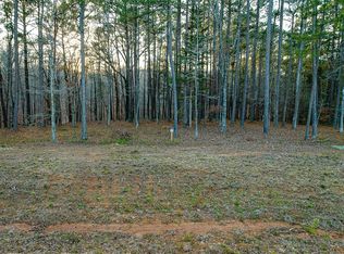 5 Stately Oaks Dr, Huntingdon, TN 38344