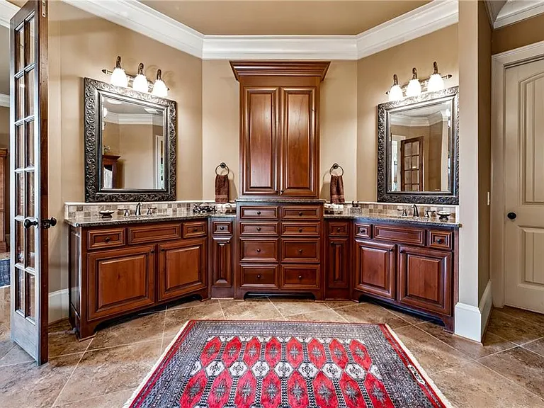 6407 Grand Marina Cir — Photo 53