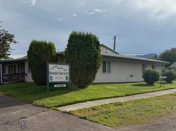 821 7th St W, Columbia Falls, MT 59912