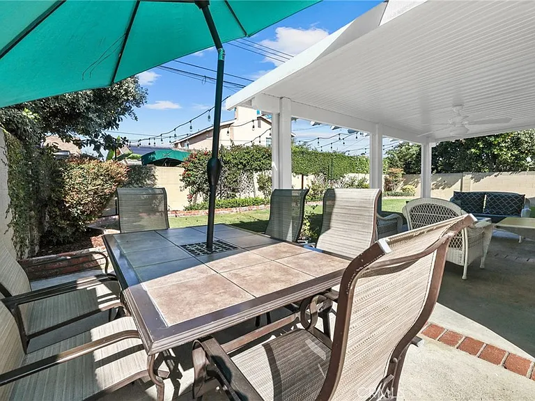 5251 Anthony Ave — Photo 39