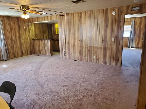Family Room to wet bar