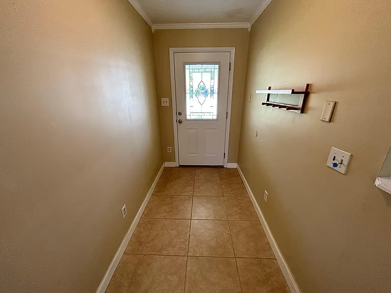 10816 Waterford Ct — Photo 5