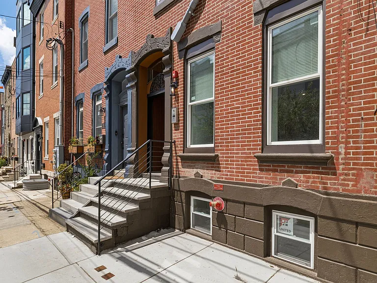 856 N 19th St #1 — Photo 16