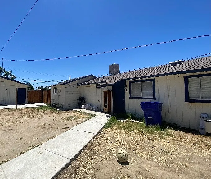 609 Belle Ave #C — Photo 1