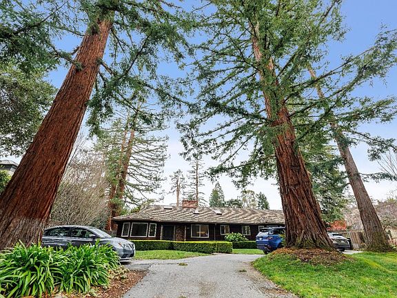 5th image of 1161 Bay Laurel Dr
