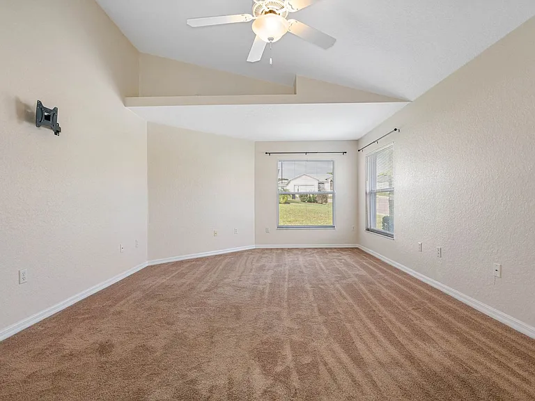 3063 Westmoreland Dr — Photo 26