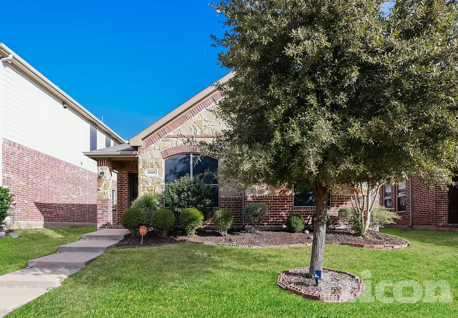 9129 Holliday Lane Aubrey TX — Photo 1