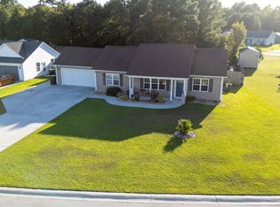 402 Elisa Ln, Hubert, NC 28539