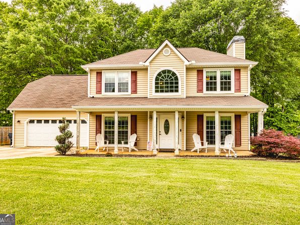 165 Woodstream Dr, Newnan, GA 30265