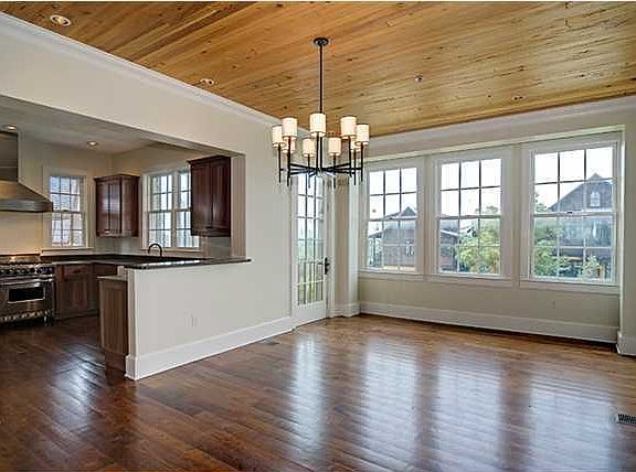 3rd image of 19 Spanish Town Ln