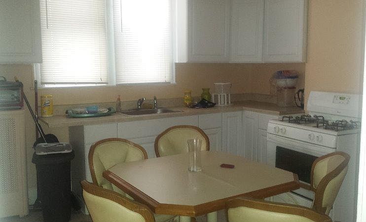 Eat in Kitchen