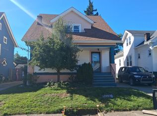 10816 Park Heights Ave, Garfield Heights, OH 44125