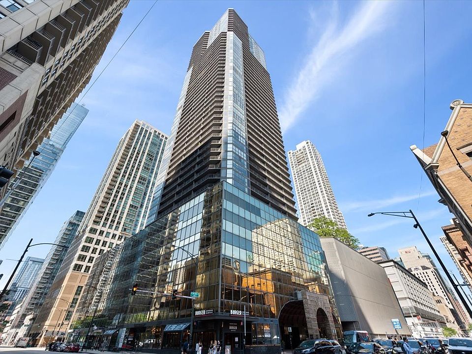 1st image of 10 E Ontario St APT 1008