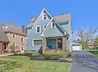 923 Cambridge Rd, Cleveland Heights, OH 44121