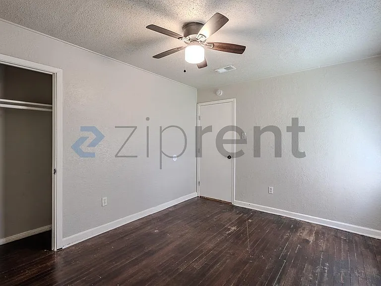 5818 Glenhurst Dr — Photo 22