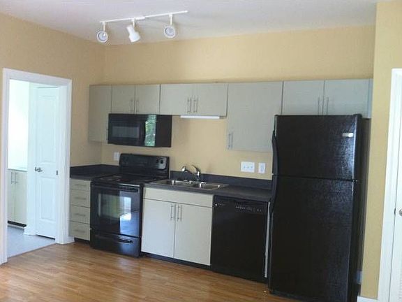 Sample Kitchen Photo