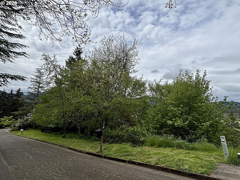 1st image of University St
