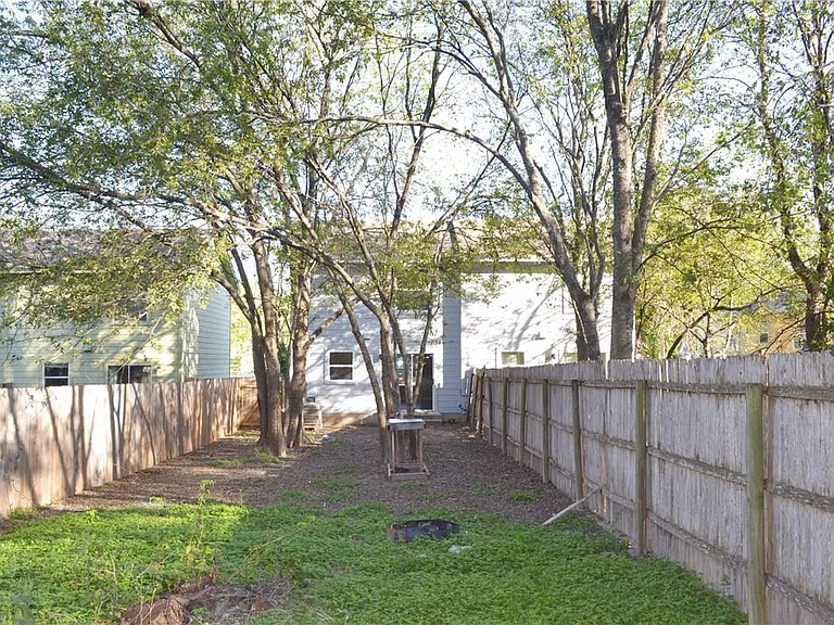 7206 Meador Ave #B — Photo 18