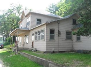 303 N 2nd St, Brownsville, MN 55919