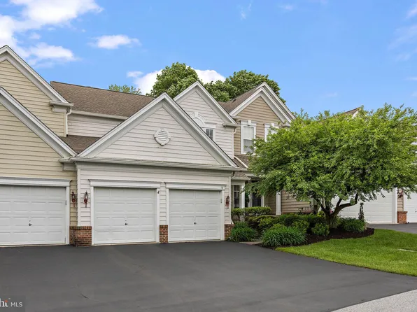 16 Redtail Ct #107, West Chester, PA 19382