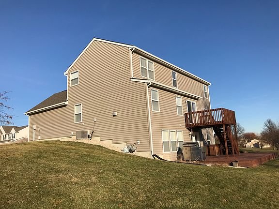 Right Rear Elevation