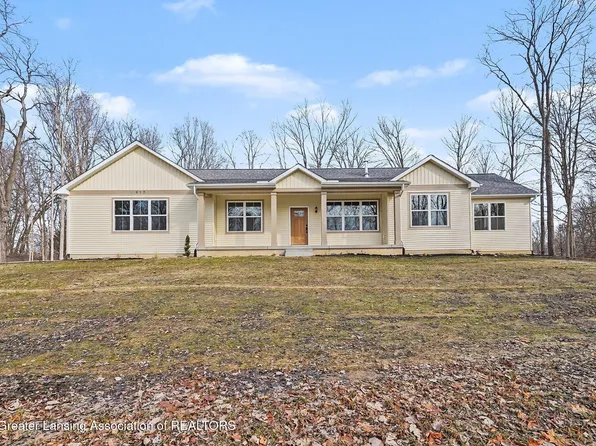 917 Chickasaw Dr, Mason, MI 48854