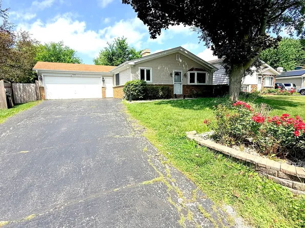 550 S Walnut St, Mundelein, IL 60060