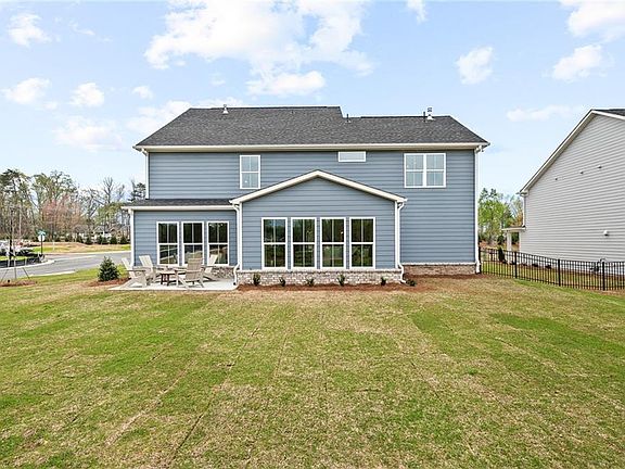 3rd image of 5260 Birch Valley Rd