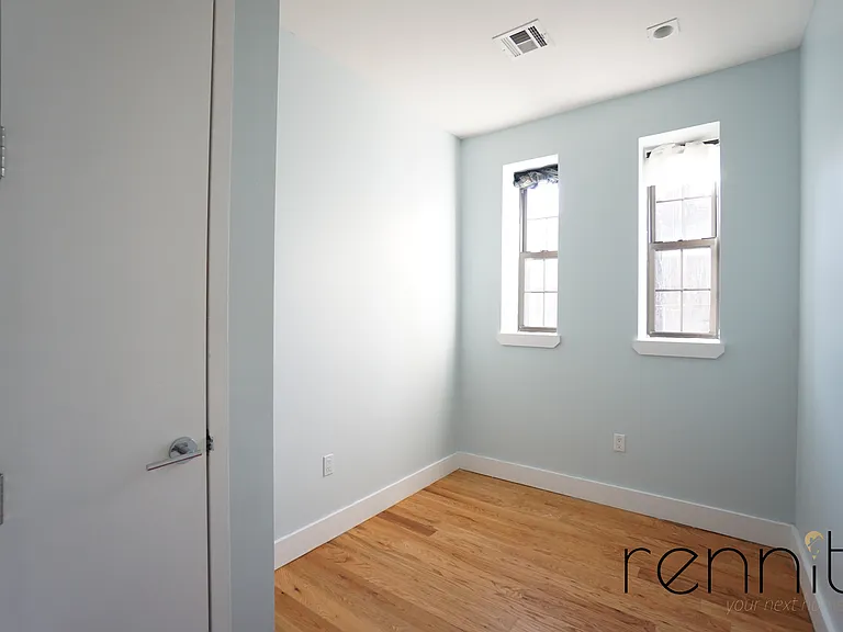 137 Albany Ave #2F — Photo 8