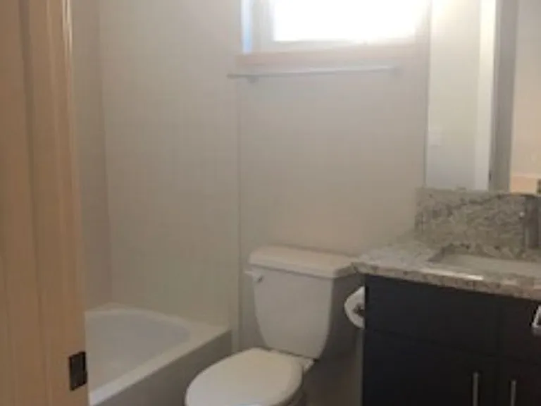 2381 Hecla Dr — Photo 35