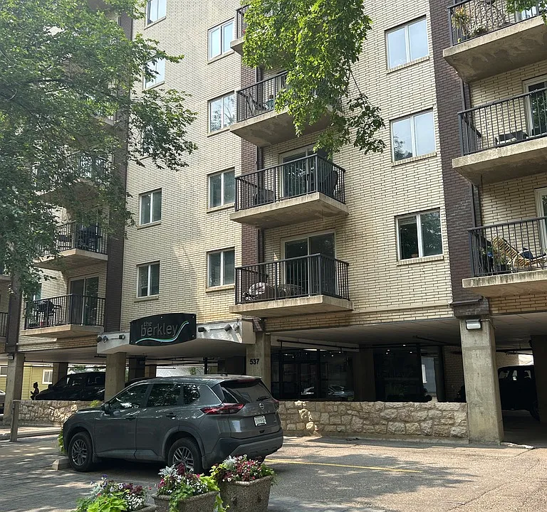 537 4th Ave N #505