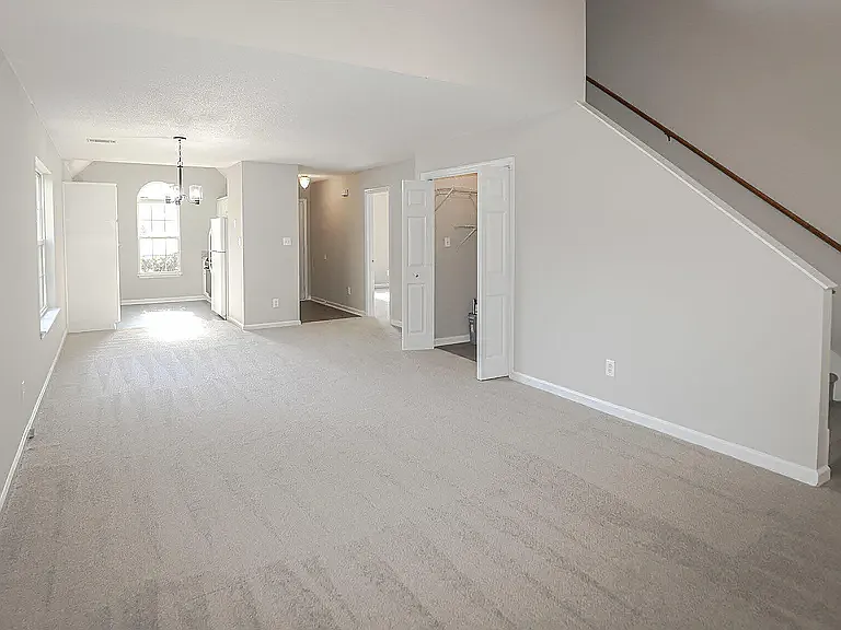 4531 Derryclare Ln — Photo 4