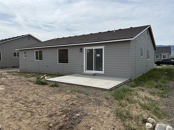 4th image of 2367 Noah Street SE