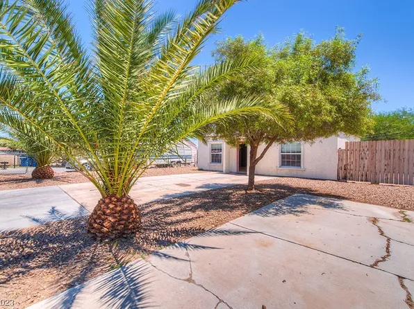 910 N 1st St, Las Vegas, NV 89101