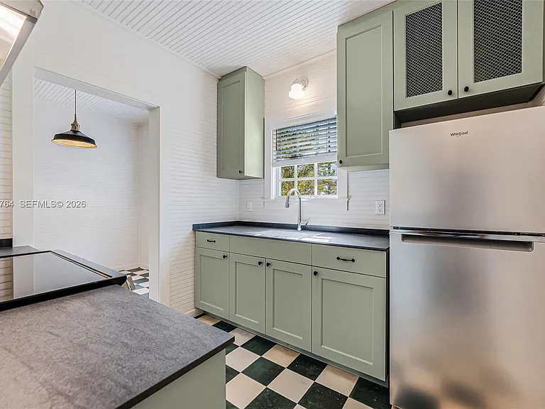 3826 Oak Ave — Photo 3
