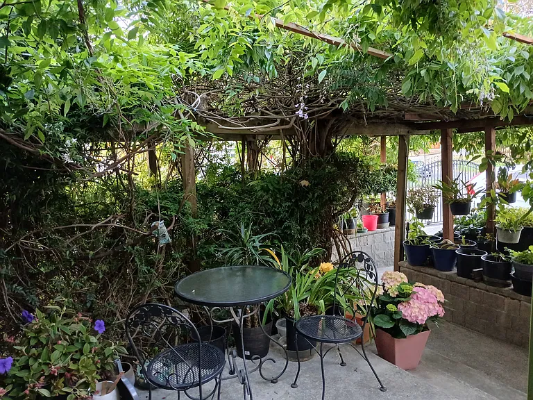 421 Columbus St — Photo 1