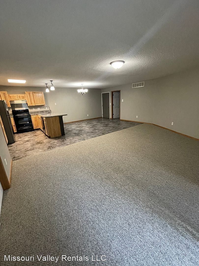 1600 Mapleton Ave APT 123, Bismarck, ND 58503 Zillow