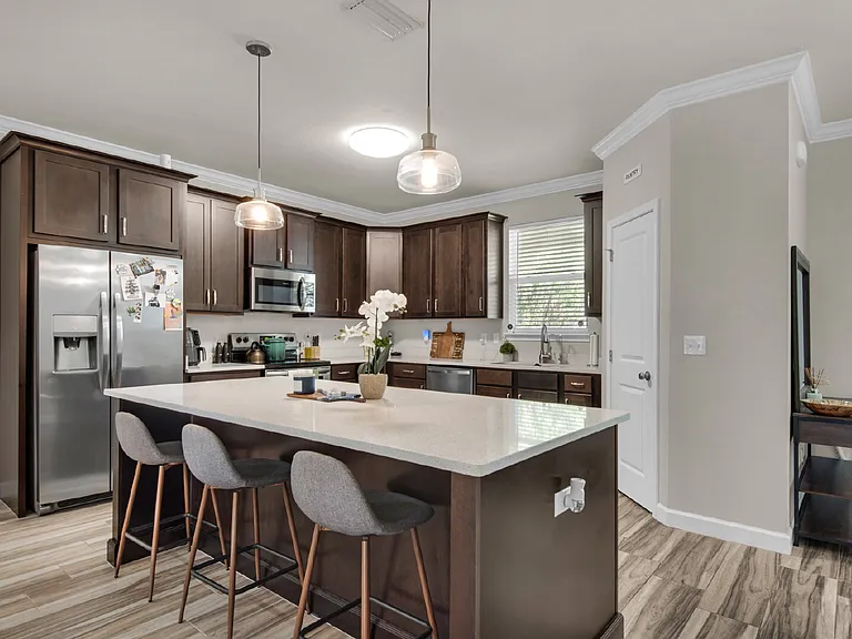 66 Brenda Ln — Photo 11