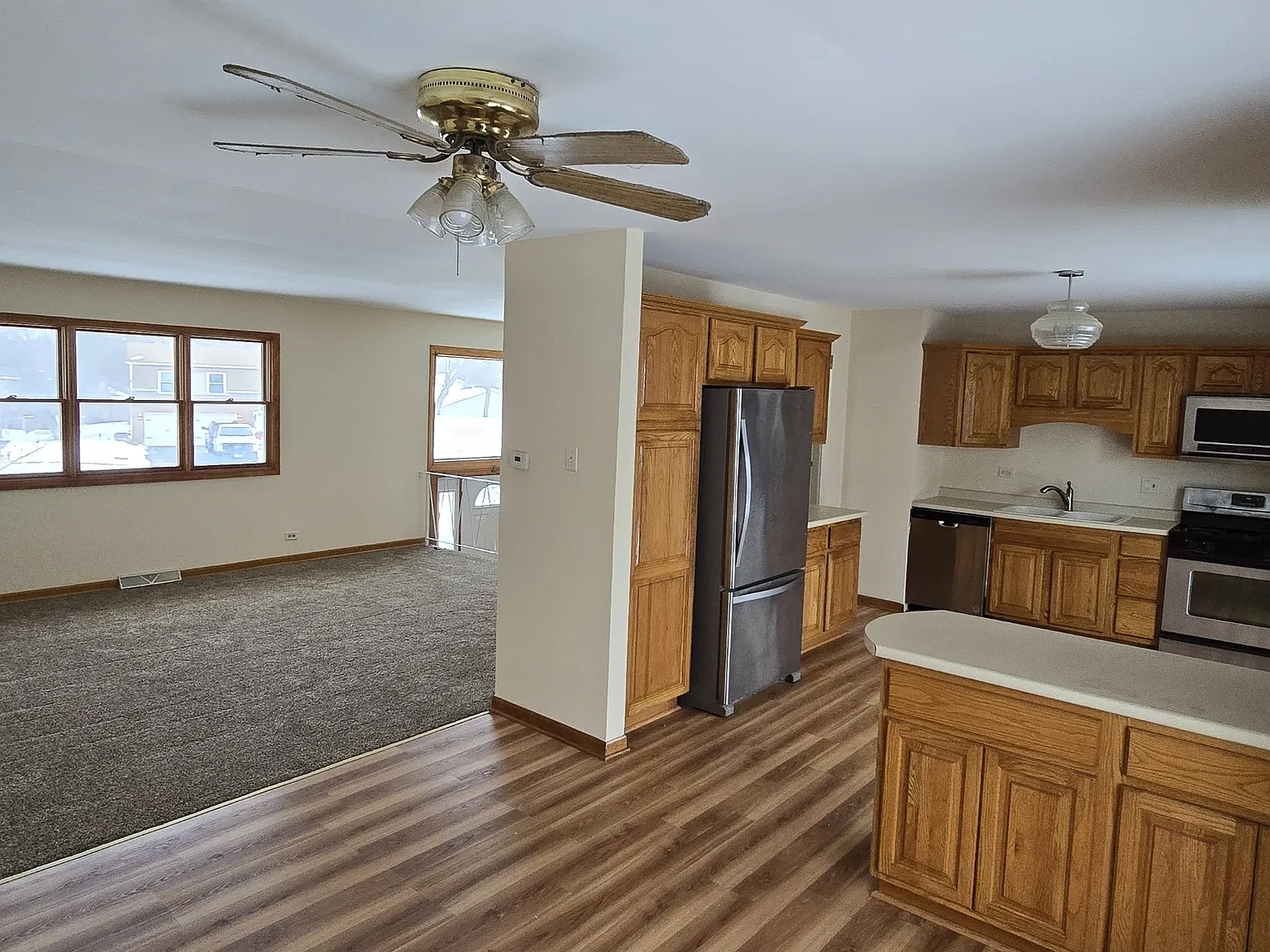 2 Willow Court - 1 — Photo 2