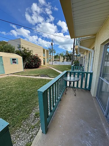 310 Taylor Ave Photo 1