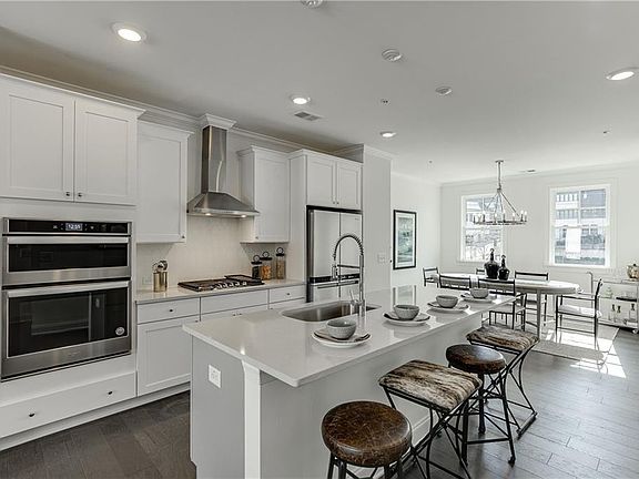 6523 Beacon Drive 370 Elevation Image 3