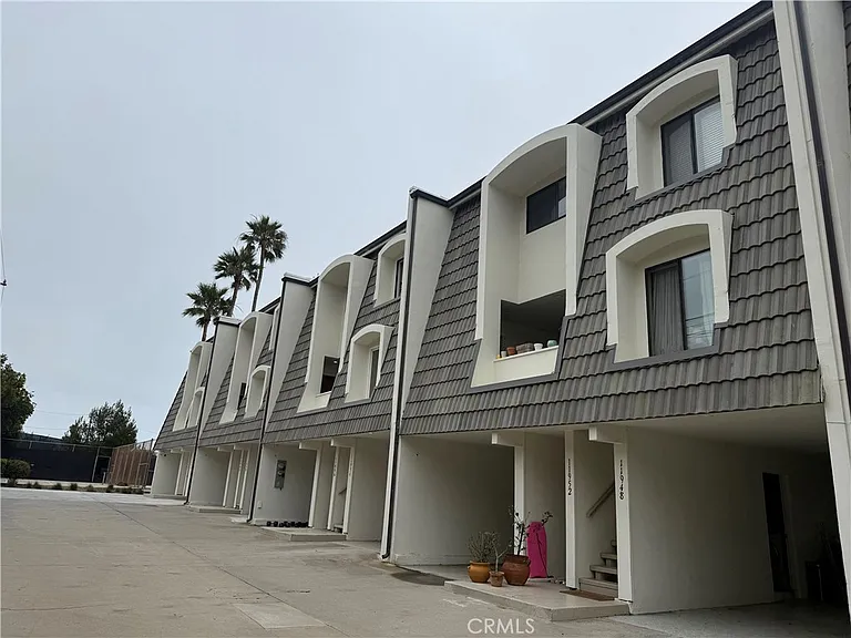11940 Oceanaire Ln — Photo 39